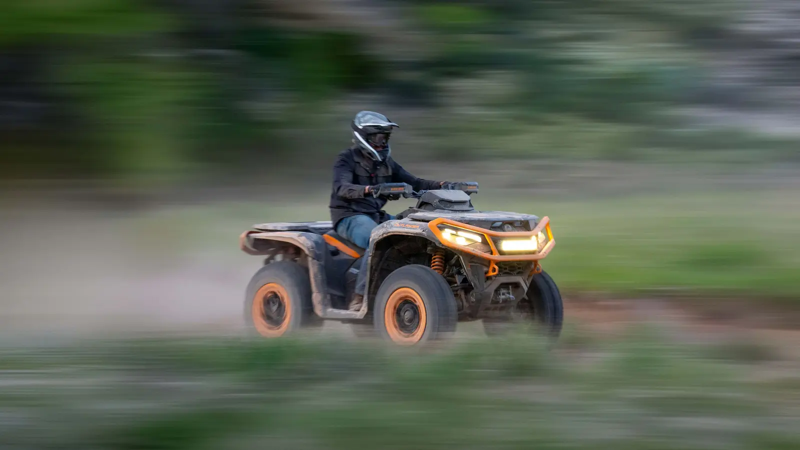Can-Am Outlander 1000/1000R i terrängen