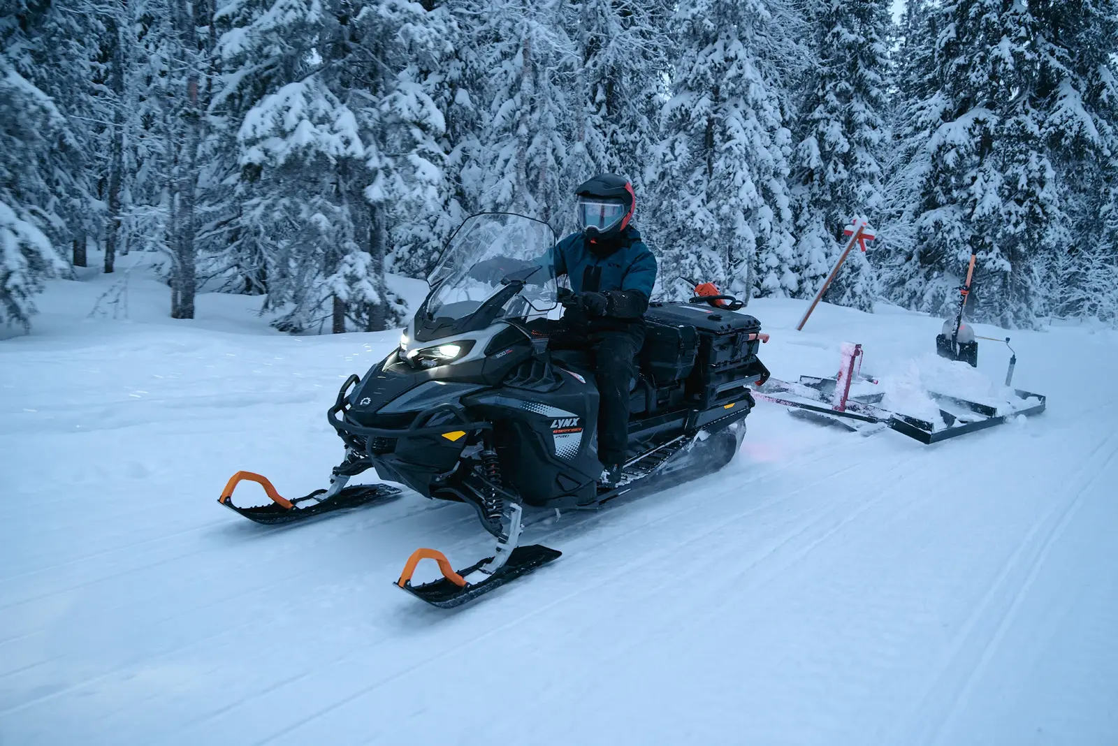 Lynx 69 Ranger i terrängen