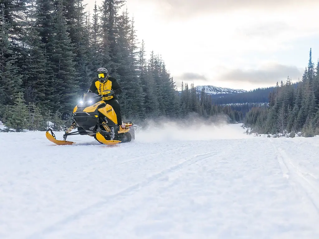 Ski-Doo MXZ i terrängen