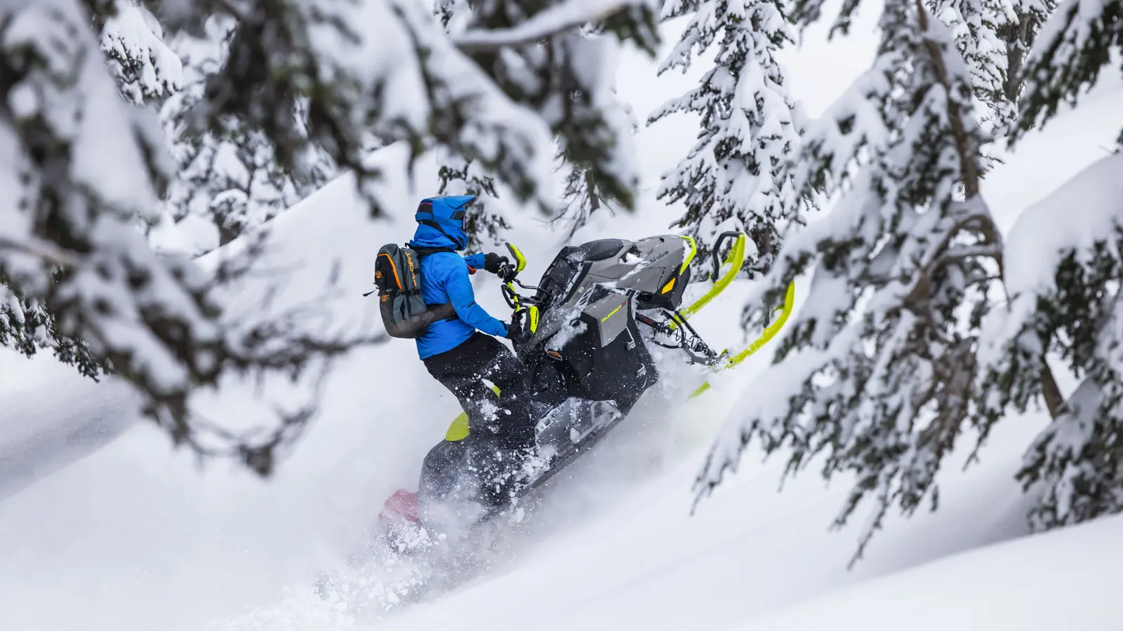 Ski-Doo Summit i terrängen