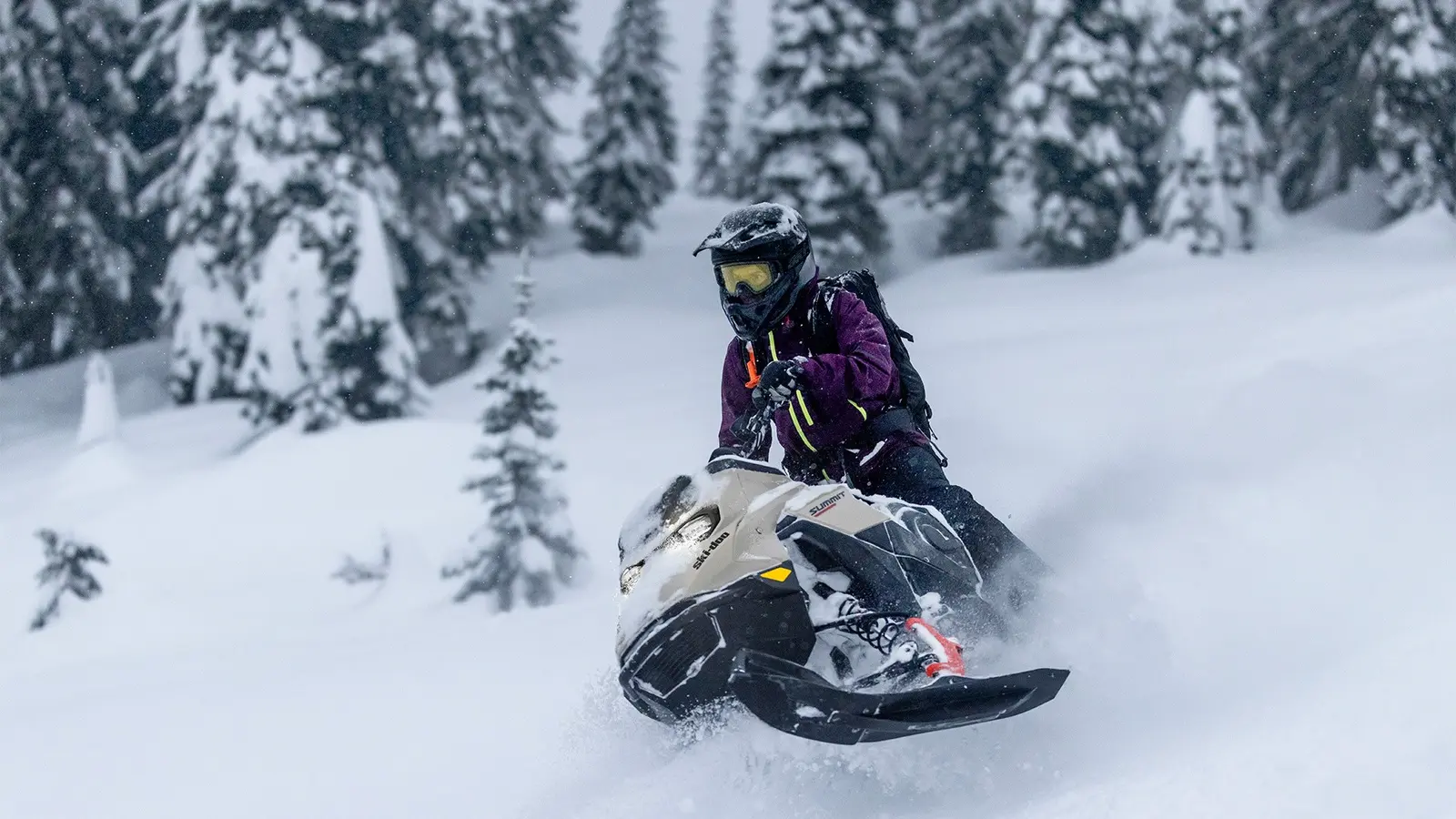 Ski-Doo Summit i terrängen